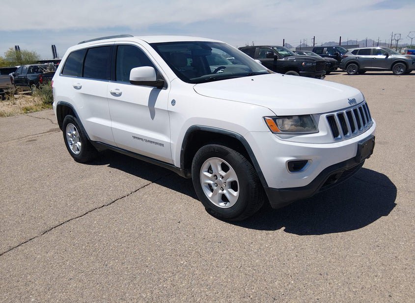 2016 JEEP GRAND CHEROKEE LAREDO photo