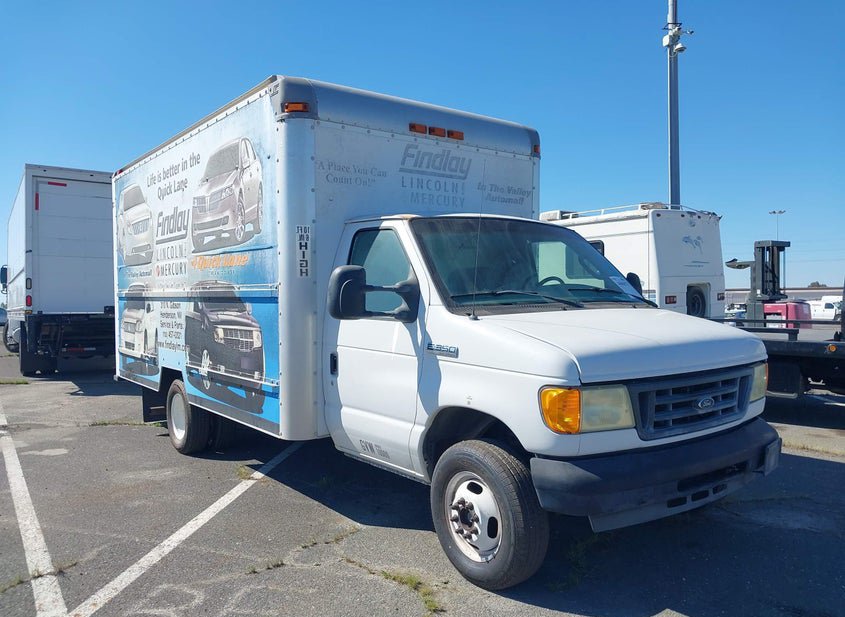 2006 Ford E-350 Cutaway photo