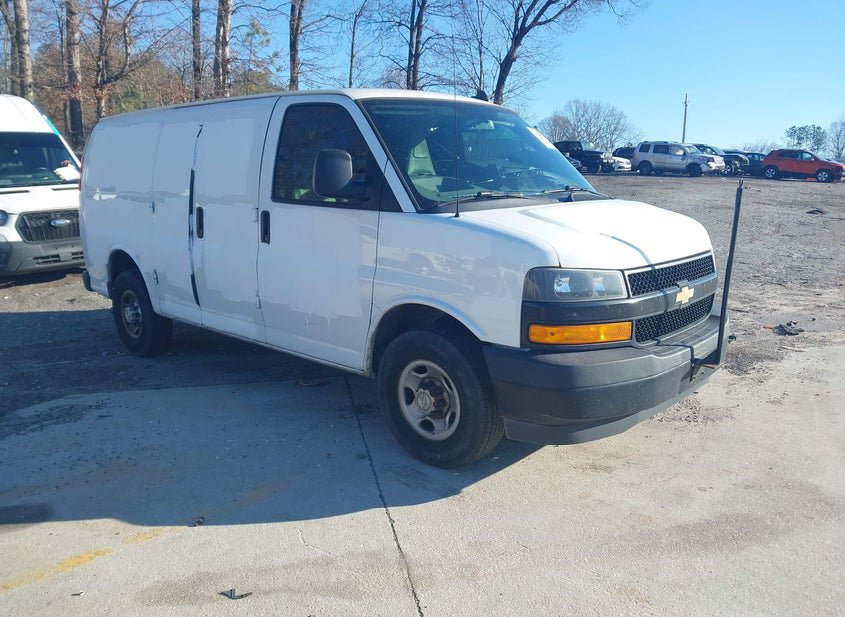 2021 CHEVROLET EXPRESS CARGO RWD 3500 REGULAR WHEELBASE WT photo