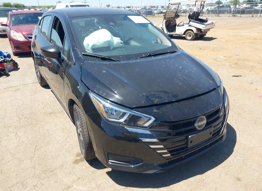 2024 Nissan Versa 1.6L photo
