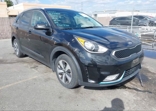 KNDCM3LD8J5190359 2018 KIA NIRO PLUG-IN HYBRID