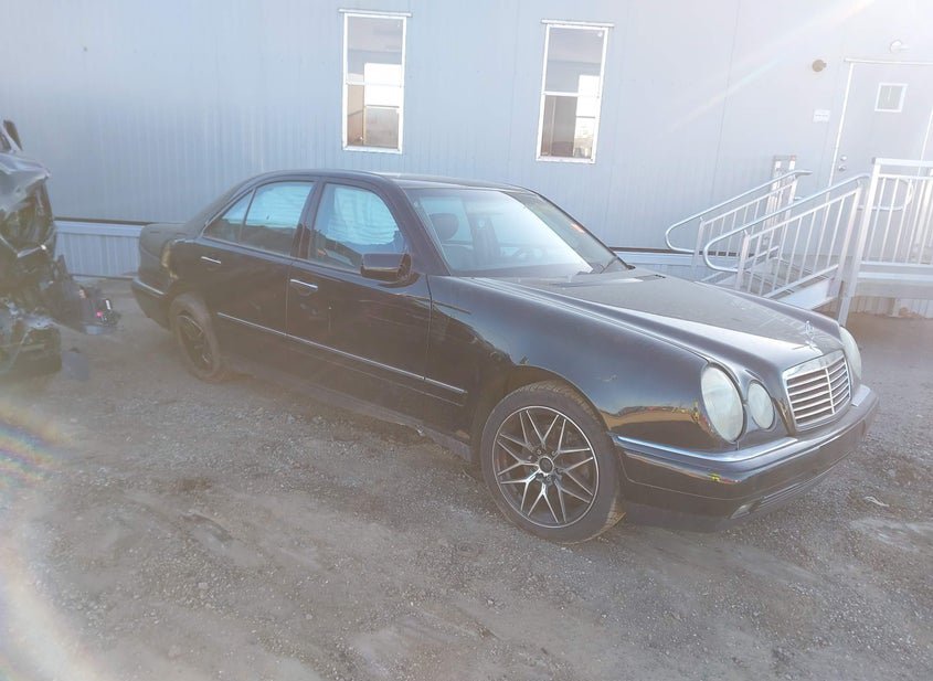 1999 Mercedes-Benz E 320 3.2L photo