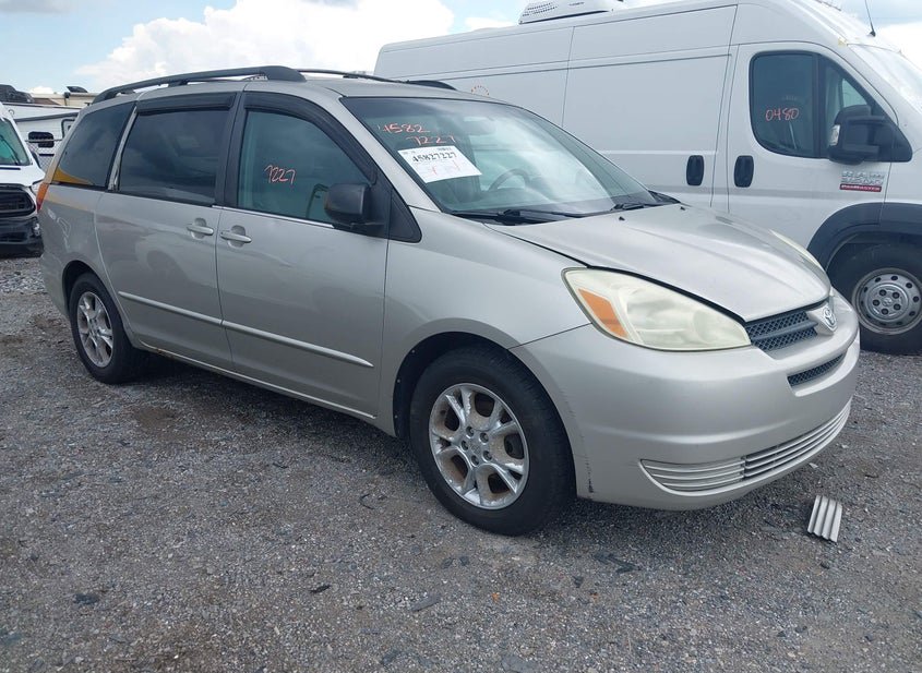 2004 Toyota Sienna 3.3L photo