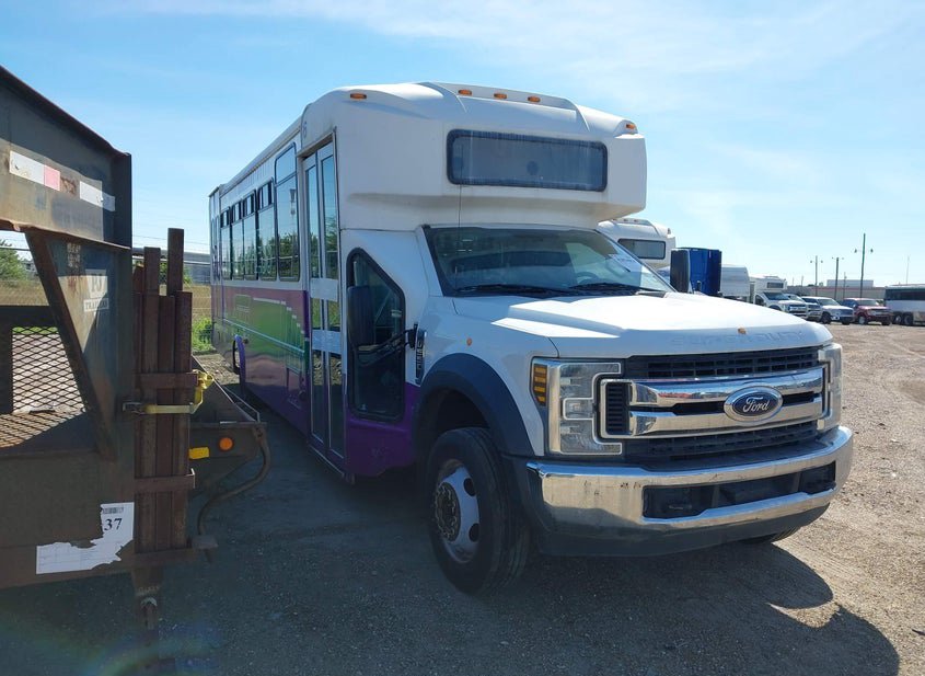 2019 Ford F-550 Chassis photo