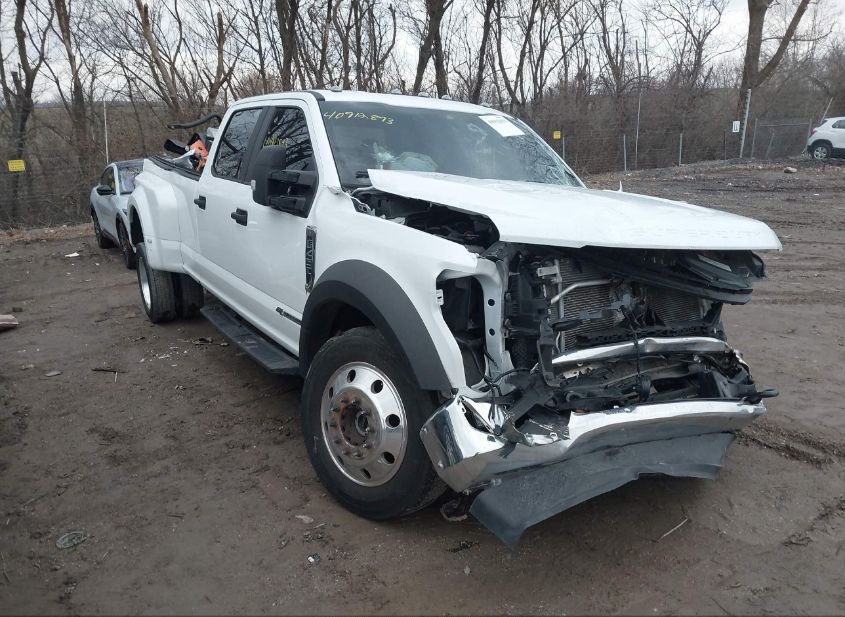 2022 FORD F-450 XL photo