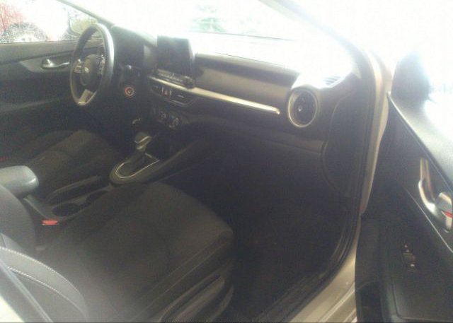 2021 KIA FORTE(VIN: 3KPF24AD8ME348445
