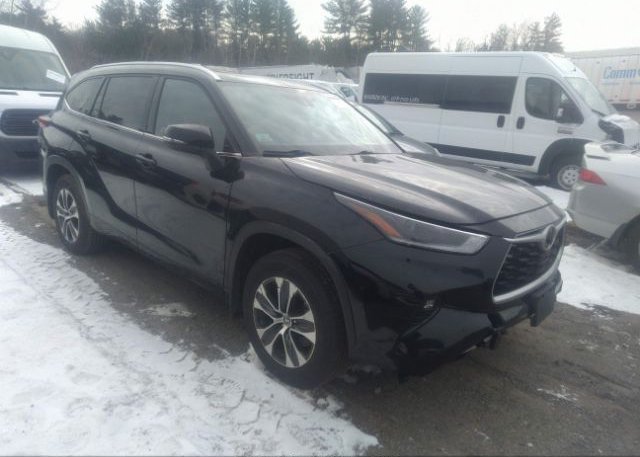 2021 TOYOTA HIGHLANDER (VIN: 5TDGZRBH8MS547841)