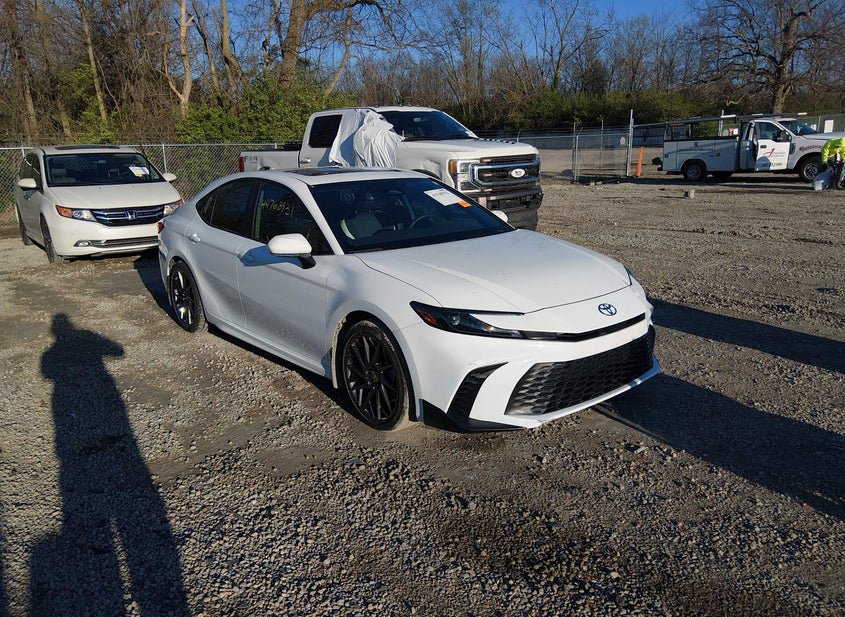 2025 Toyota Camry 2.5L photo