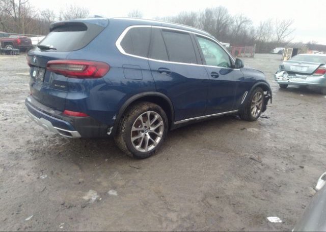 2022 BMW X5(VIN: 5UXCR6C09N9L07220