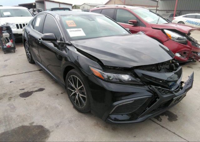 2022 TOYOTA CAMRY (VIN: 4T1G31AKXNU042618)