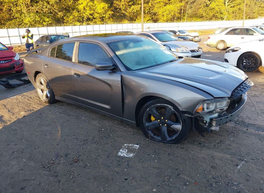 2011 DODGE CHARGER photo