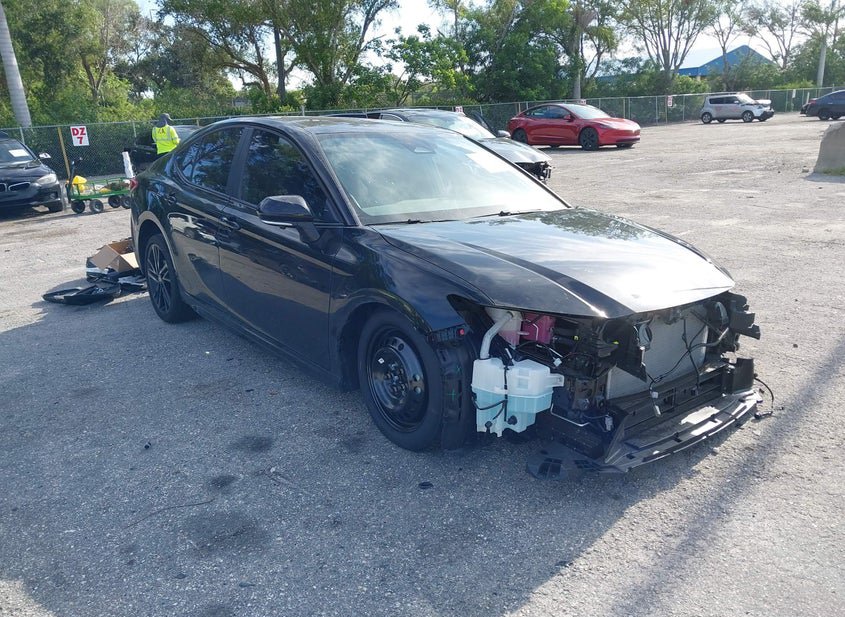 2025 Toyota Camry 2.5L photo