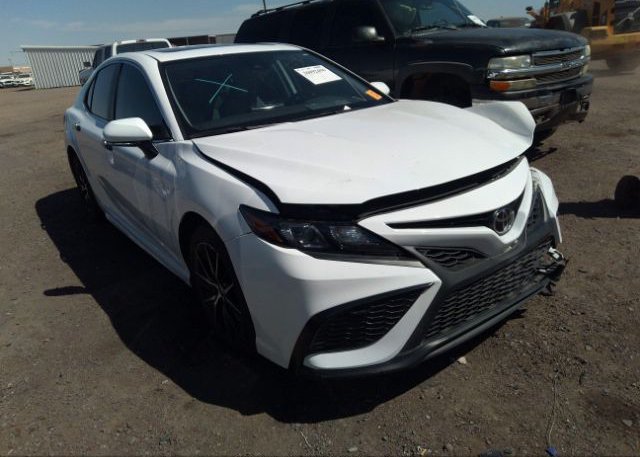 2022 TOYOTA CAMRY (VIN: 4T1T11AKXNU655410)