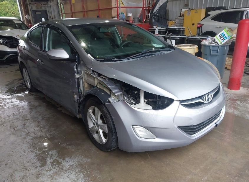 2013 HYUNDAI ELANTRA GLS photo