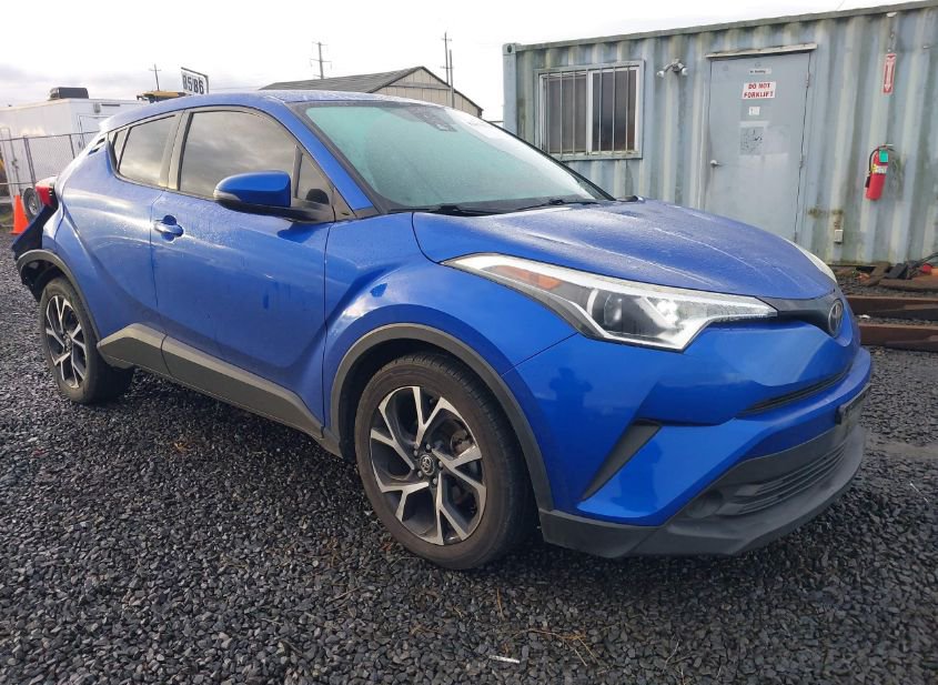 2018 TOYOTA C-HR XLE photo