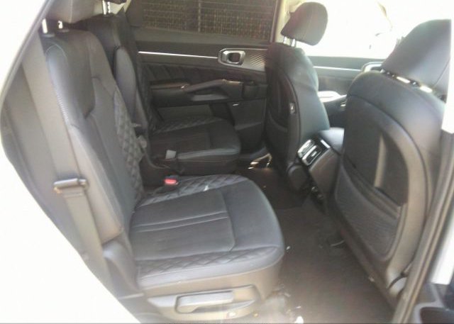 2022 KIA SORENTO(VIN: 5XYRK4LFXNG101881
