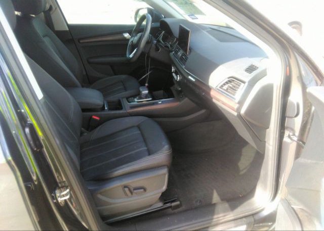 2021 AUDI Q5(VIN: WA1AAAFY3M2006030