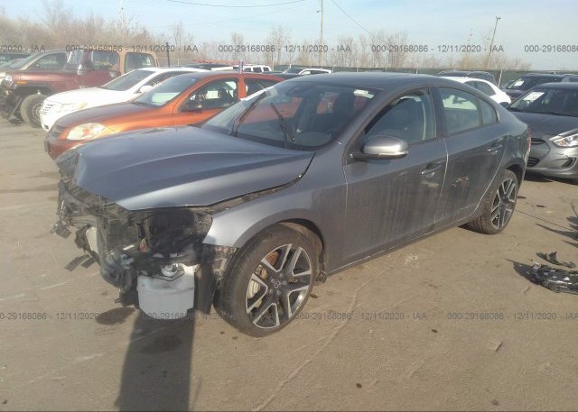 из сша 2018 VOLVO S60 YV140MTL8J2451966