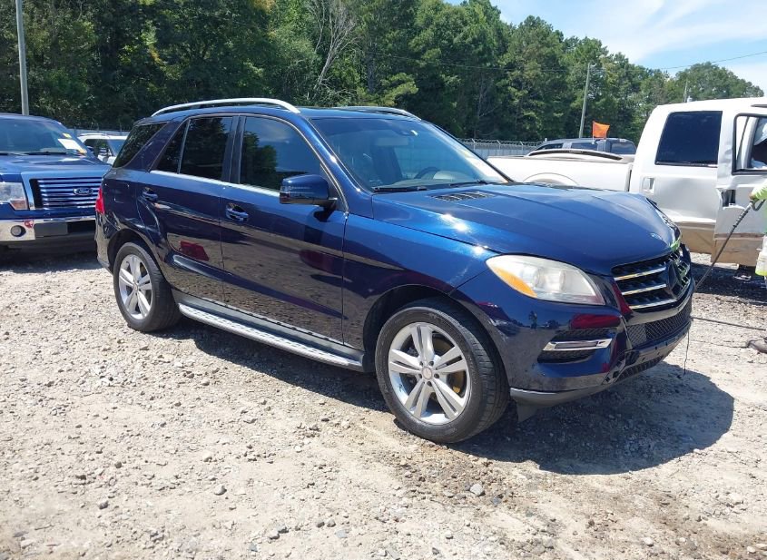 2014 MERCEDES-BENZ ML 350 4MATIC photo