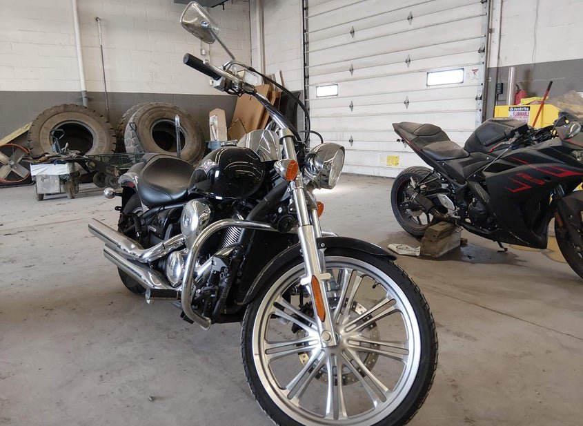 2008 Kawasaki Vn900 2 photo