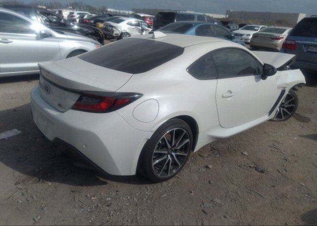 2022 TOYOTA GR86(VIN: JF1ZNBC13N8758745