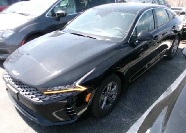 2022 KIA K5 (VIN: 5XXG14J25NG131496)