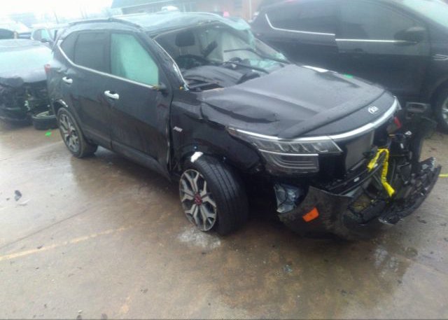 2021 KIA SELTOS (VIN: KNDETCA26M7116329)