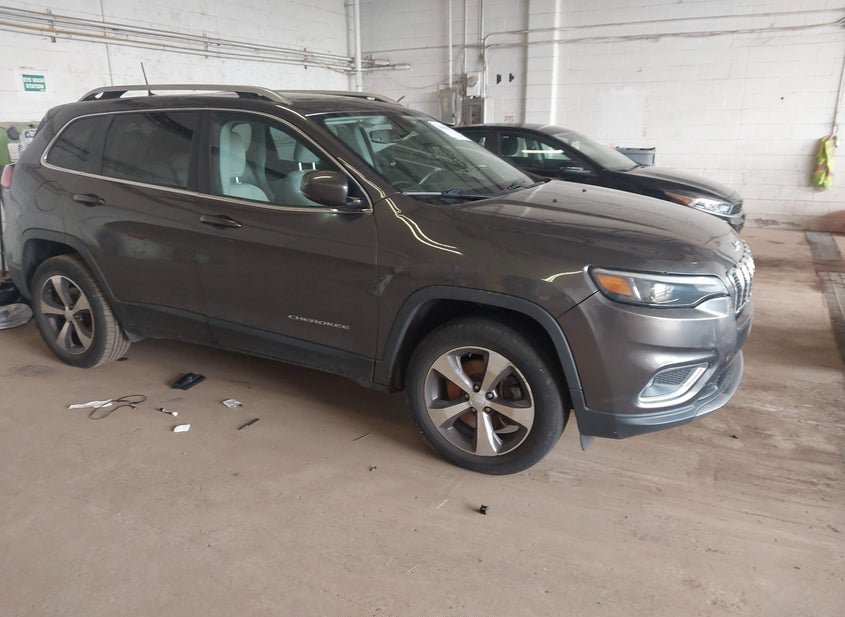 2019 Jeep Cherokee 3.2L photo