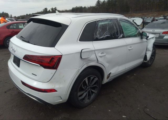 2021 AUDI Q5(VIN: WA1BAAFY2M2003138