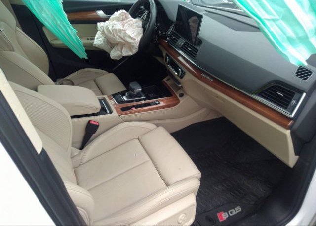 2021 AUDI Q5(VIN: WA1BAAFY2M2003138