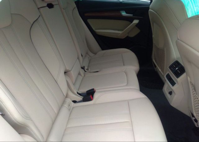 2021 AUDI Q5(VIN: WA1BAAFY2M2003138
