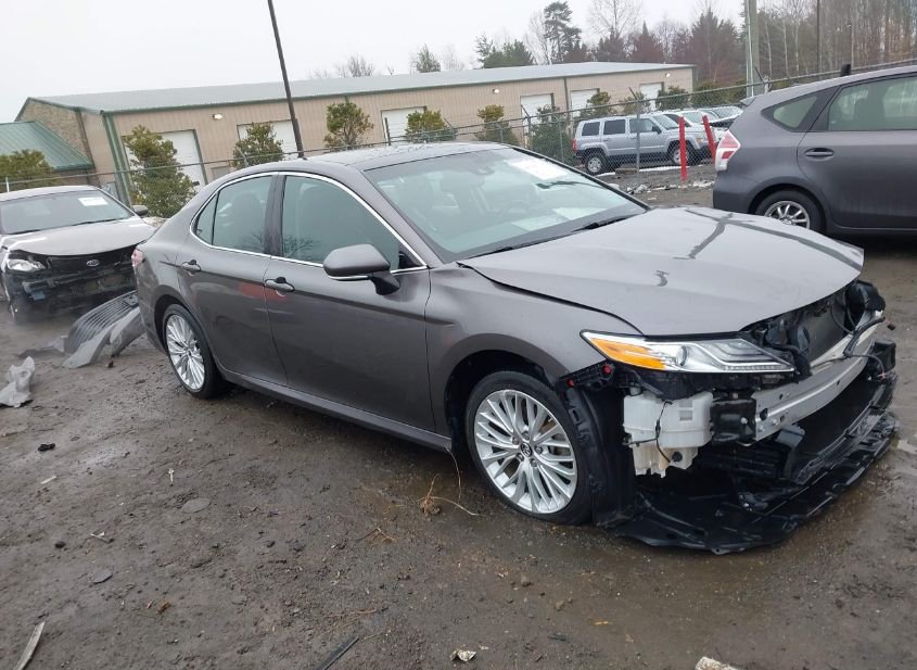 2018 Toyota Camry 2.5L photo