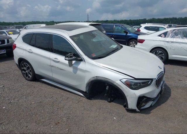 2022 BMW X1 (VIN: WBXJG9C09N5V19769)