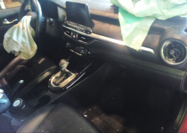 2021 KIA FORTE(VIN: 3KPF54AD7ME323673
