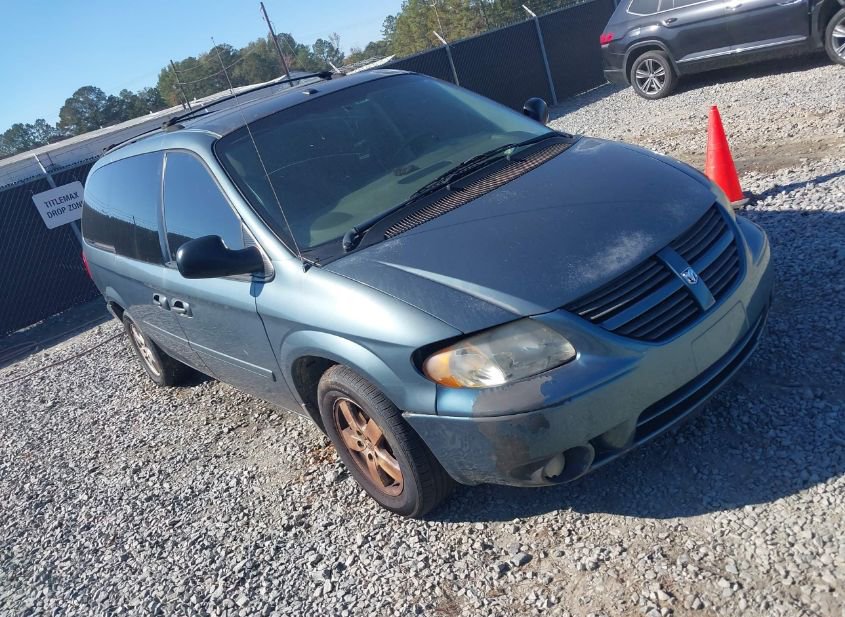2006 DODGE GRAND CARAVAN SXT photo