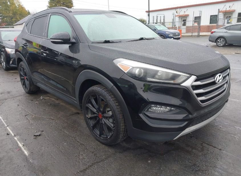 2017 HYUNDAI TUCSON NIGHT photo