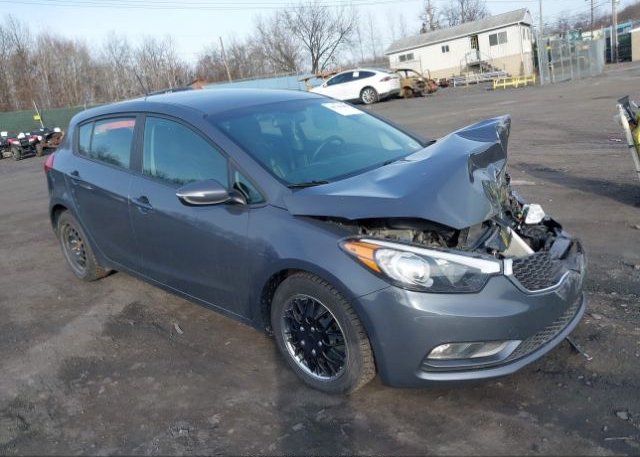 KNAFK5A82G5654546 2016 KIA FORTE 5-DOOR