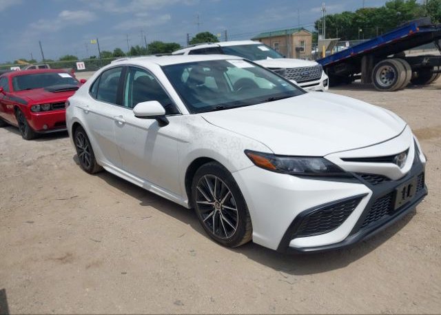 2021 TOYOTA CAMRY (VIN: 4T1G11AK3MU478764)
