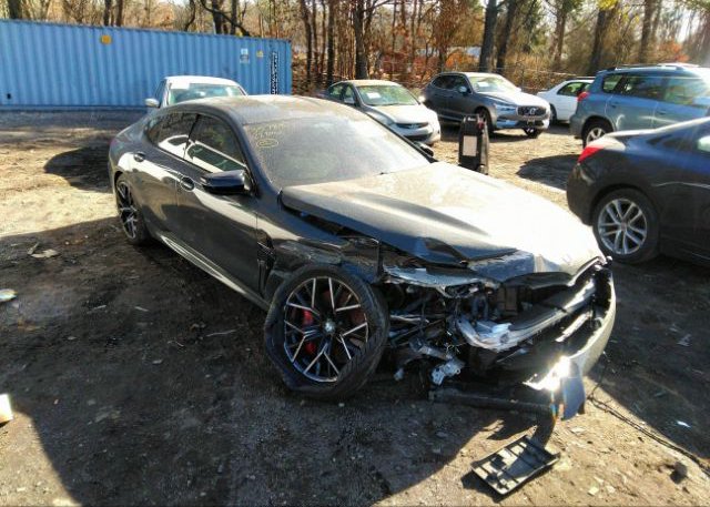 2022 BMW M8 (VIN: WBSGV0C0XNCK10390)