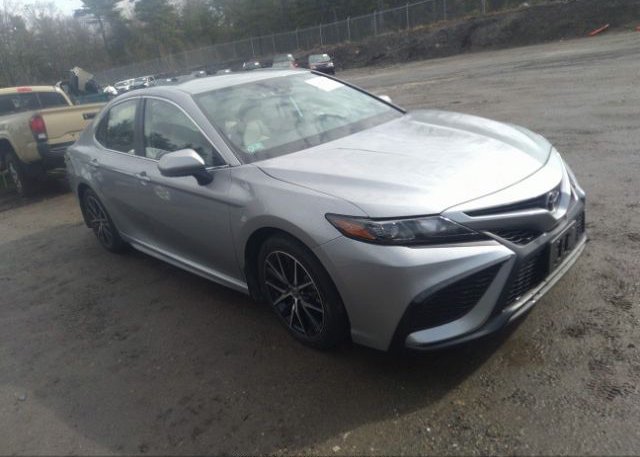 2021 TOYOTA CAMRY (VIN: 4T1G11BK5MU027429)