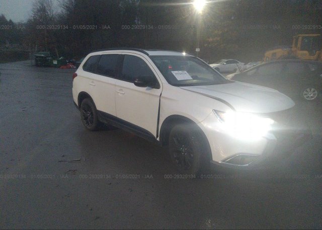 JA4AZ3A33JZ035014 2018 MITSUBISHI OUTLANDER