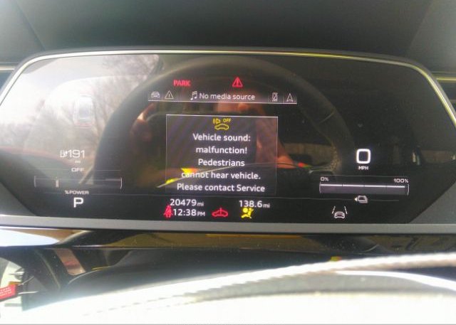 2021 AUDI E-TRON VIN: WA1AAAGE7MB010473