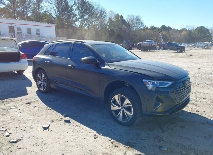 2024 AUDI Q8 E-TRON PREMIUM PLUS QUATTRO photo