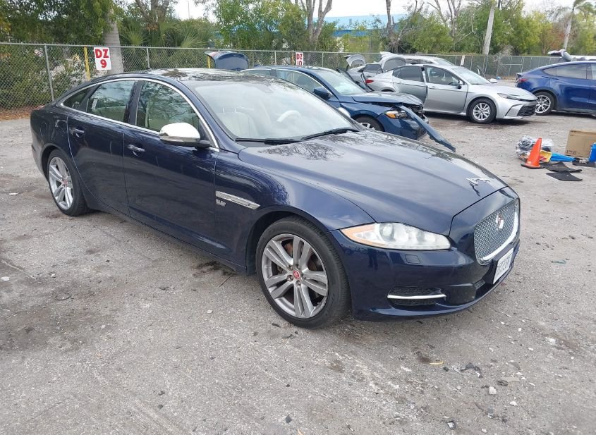 2014 JAGUAR XJ photo