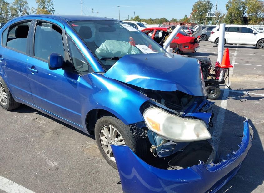 2012 SUZUKI SX4 LE/LE POPULAR photo