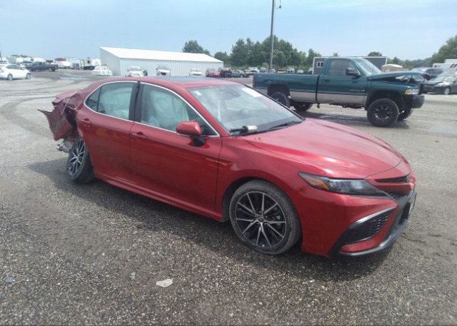 2022 TOYOTA CAMRY (VIN: 4T1T11BK5NU053853)