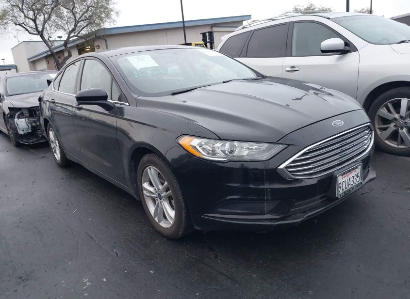 2018 FORD FUSION SE photo
