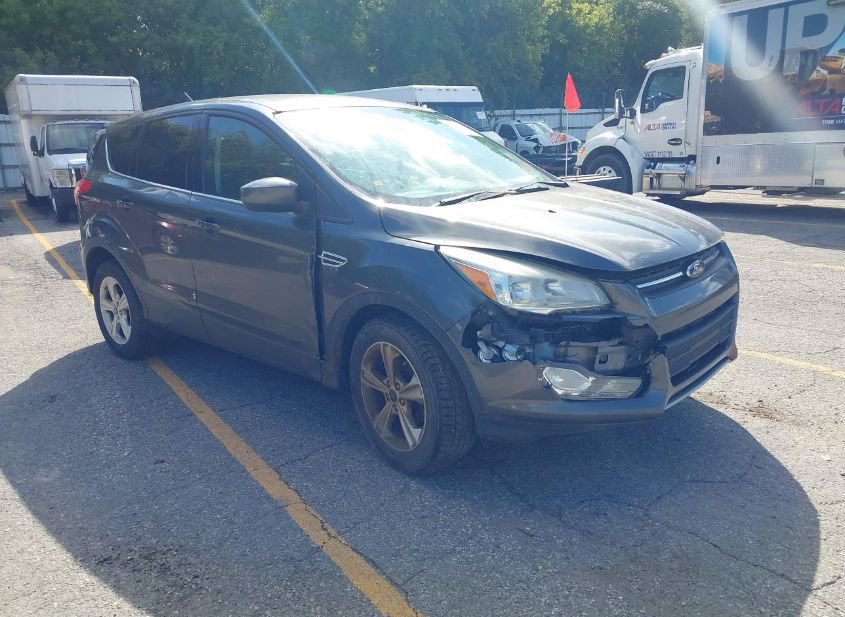 2015 FORD ESCAPE SE photo