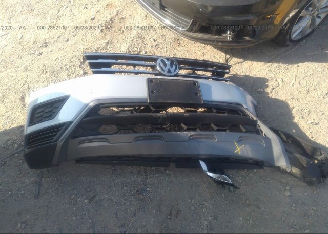 3VV2B7AX2JM050163 2018 VOLKSWAGEN TIGUAN
