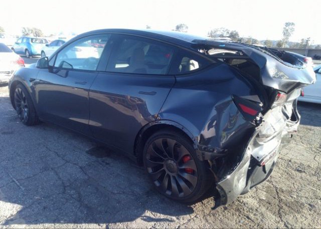 2022 TESLA MODEL Y(VIN: 7SAYGDEF4NF343974